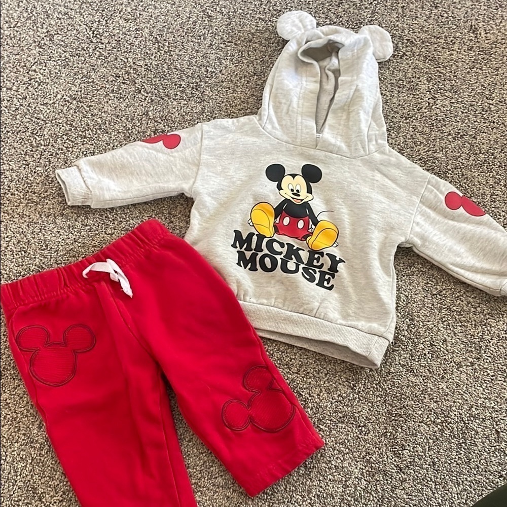 Disney baby Mickey sweat suit 6-9 months